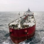 Gulf of Aden: अदन की खाड़ी में मिसाइल हमले से यमन के तट पर टैंकर में लगी आग, जहाज छोड़कर भागा चालक दल