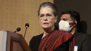 Delhi: कांग्रेस नेता सोनिया गांधी को राउज एवेन्यू कोर्ट का नोटिस, वोटर लिस्ट में अनियमितता का आरोप