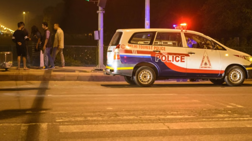 Delhi School Bomb Threat: अफजल गुरु का नाम लेकर दिल्ली के 11 स्कूलों को उड़ाने की धमकी; बम निरोधक दस्ता तैनात