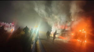 मौत को मात: आंध्र प्रदेश में धूं-धूं कर जली बस, बाल-बाल बचे विधायक और 36 यात्री