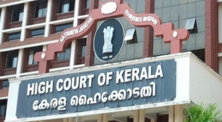 Kerala Elections: भाजपा प्रत्याशी के खिलाफ हाईकोर्ट पहुंची कांग्रेस, सांप्रदायिक टिप्पणी का लगाया आरोप